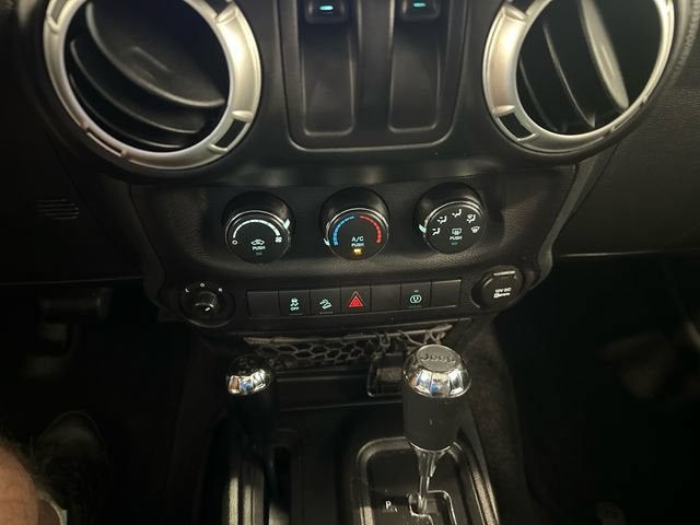 2017 Jeep Wrangler Sahara