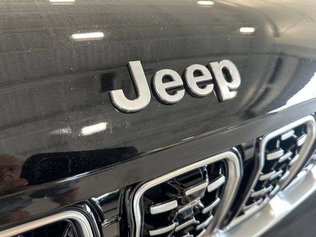 2023 Jeep Grand Cherokee Summit 4x4