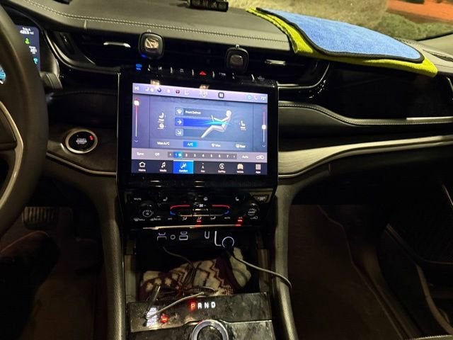 2022 Jeep Grand Cherokee 4xe BASE