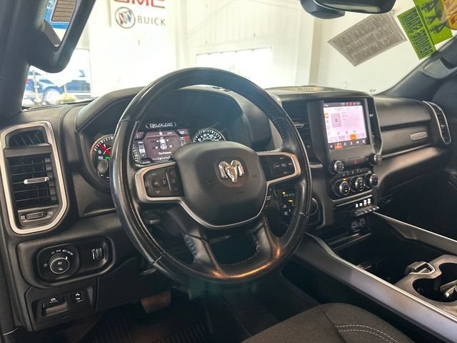 2022 RAM 1500 Big Horn Quad Cab 4x4 6'4" Box