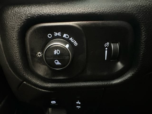 2022 RAM 1500 Big Horn Quad Cab 4x4 6'4" Box