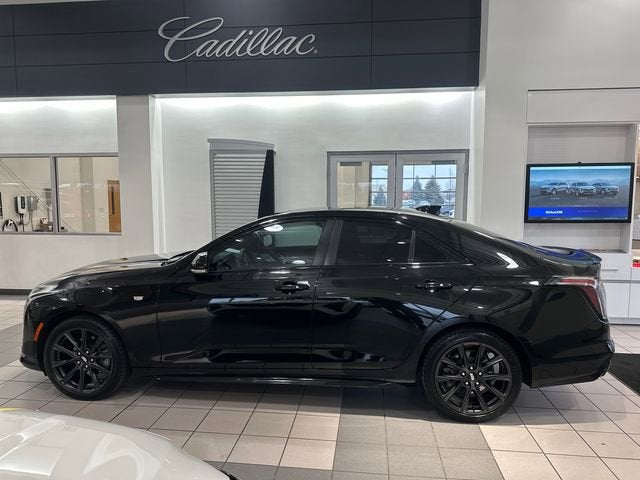 2022 Cadillac CT4 Sport