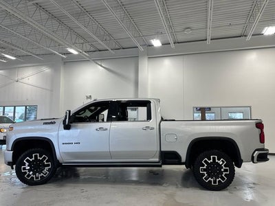 2022 Chevrolet Silverado 3500 HD High Country