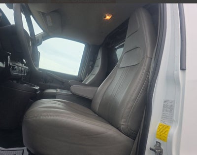 2024 Chevrolet Express Cargo 2500 WT