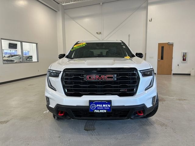 2025 GMC Acadia AT4