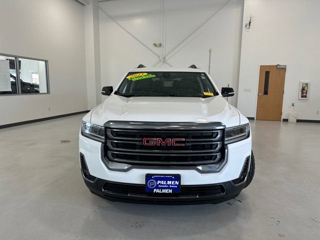 2023 GMC Acadia AT4