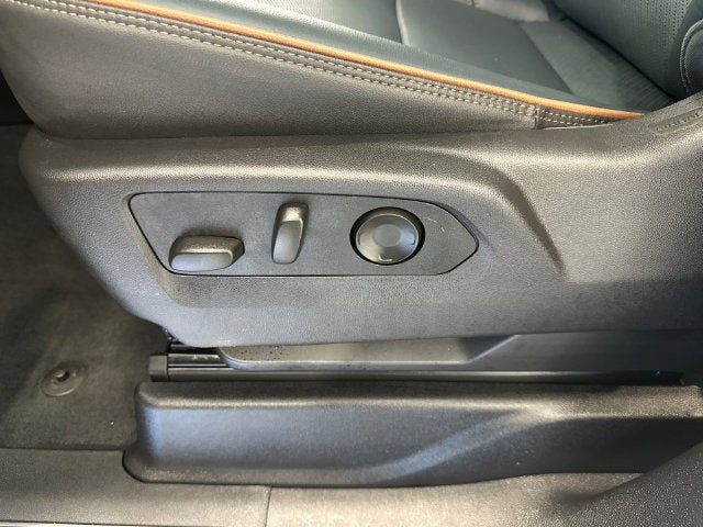 2025 GMC Yukon AT4