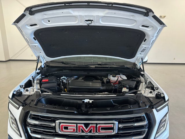 2025 GMC Yukon AT4