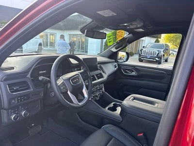 2024 GMC Yukon XL SLT