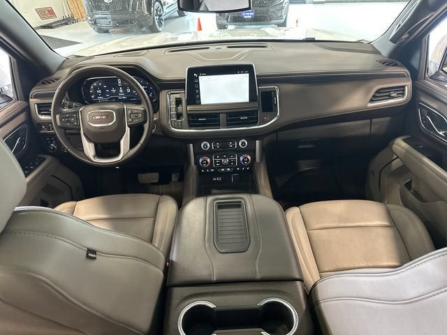2024 GMC Yukon XL SLT