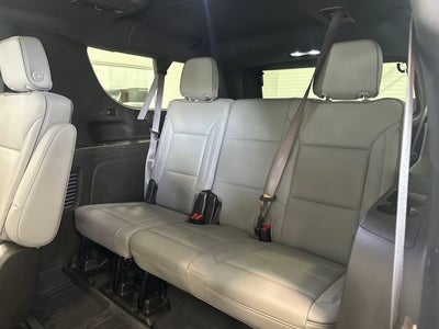 2024 GMC Yukon XL SLT