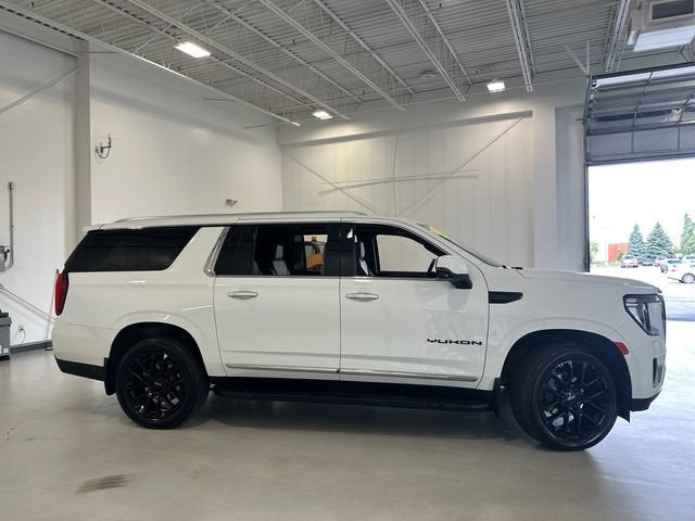 2024 GMC Yukon XL SLT