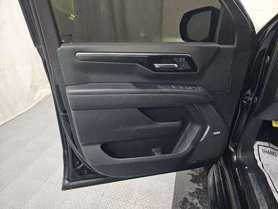 2025 Chevrolet Suburban RST