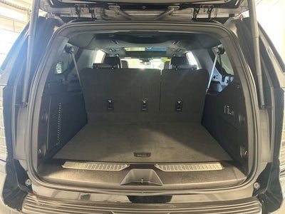 2025 Chevrolet Suburban RST