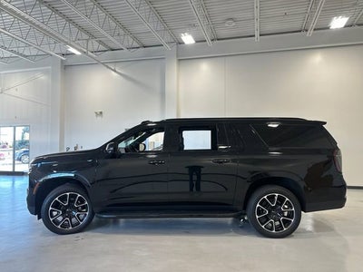 2025 Chevrolet Suburban RST