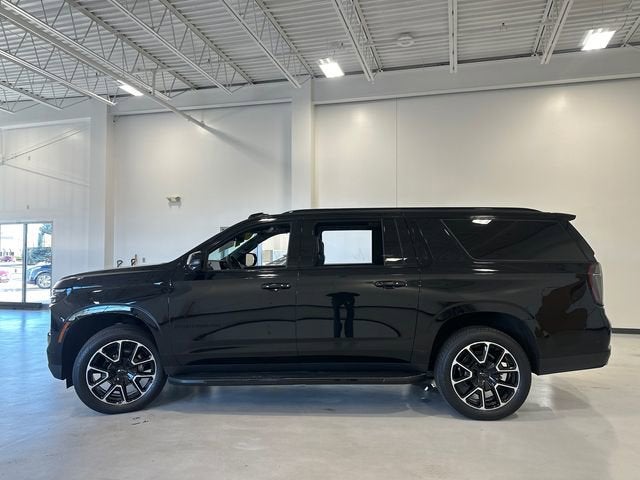 2025 Chevrolet Suburban RST