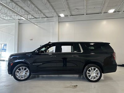 2023 Chevrolet Suburban High Country