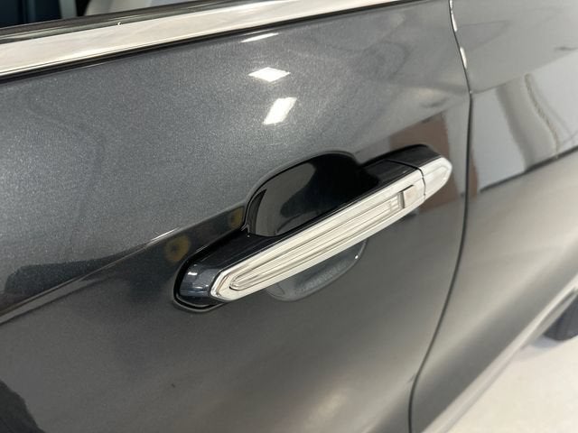 2021 Cadillac XT4 AWD Premium Luxury