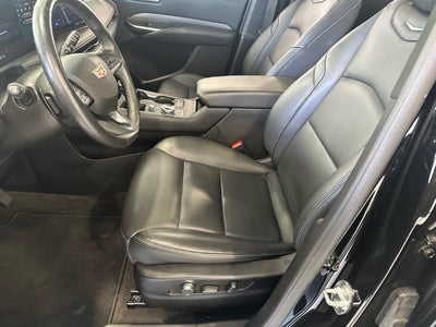 2025 Cadillac XT4 Premium Luxury