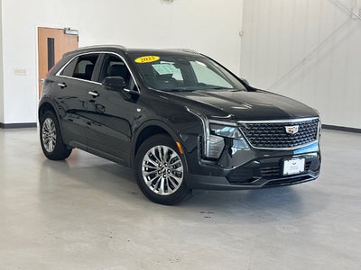 2025 Cadillac XT4 Premium Luxury