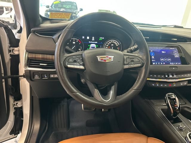 2022 Cadillac XT4 Sport