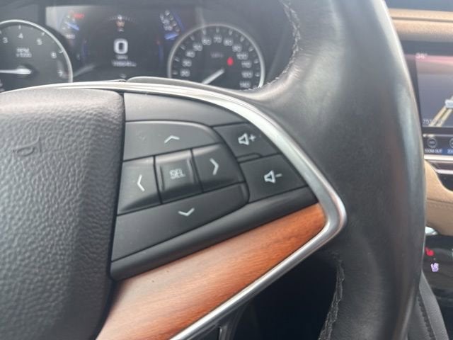 2017 Cadillac XT5 Platinum AWD