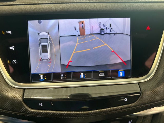 2024 Cadillac XT5 Sport