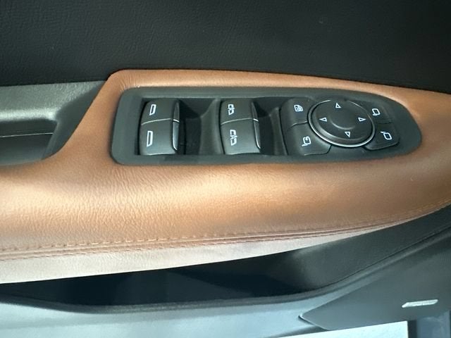 2025 Cadillac XT5 Sport
