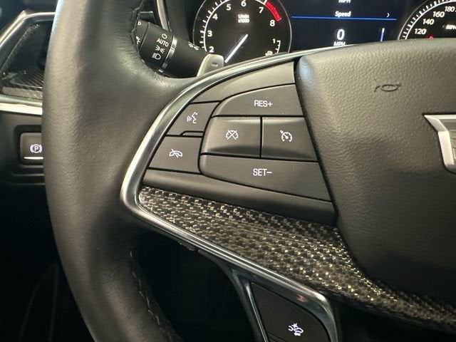 2024 Cadillac XT5 Sport