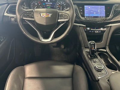 2024 Cadillac XT6 Premium Luxury