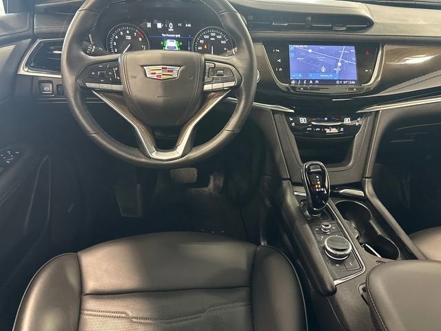 2022 Cadillac XT6 Premium Luxury