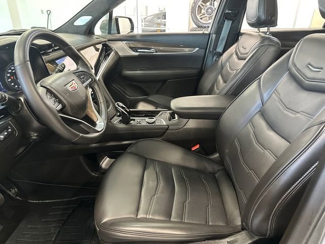 2022 Cadillac XT6 Premium Luxury