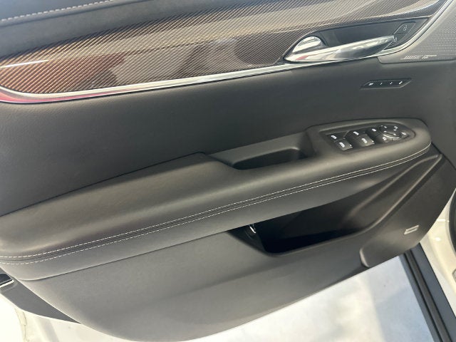 2023 Cadillac XT6 AWD Sport