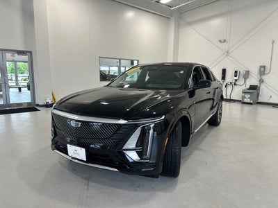 2024 Cadillac LYRIQ Luxury 1