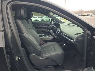 2024 Cadillac LYRIQ Sport 2