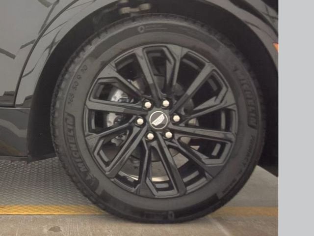 2024 Cadillac LYRIQ Sport 2