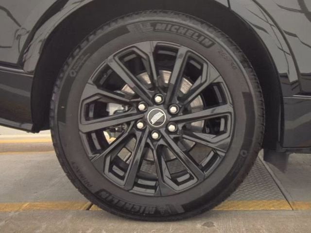 2024 Cadillac LYRIQ Sport 2