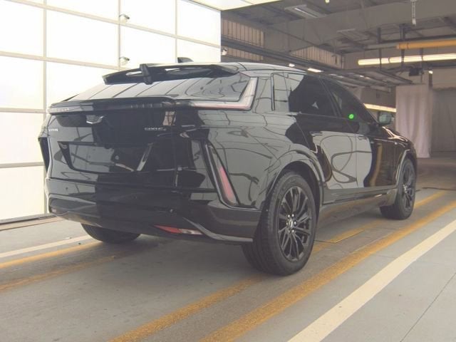 2024 Cadillac LYRIQ Sport 2