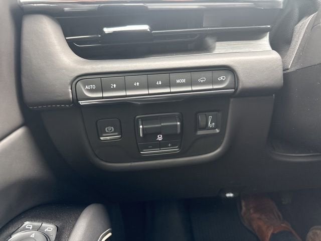 2022 Cadillac Escalade ESV Sport Platinum