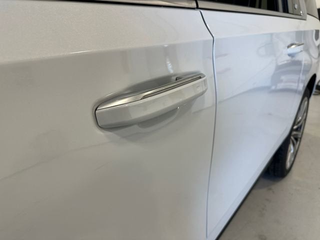 2026 Cadillac Escalade ESV Luxury