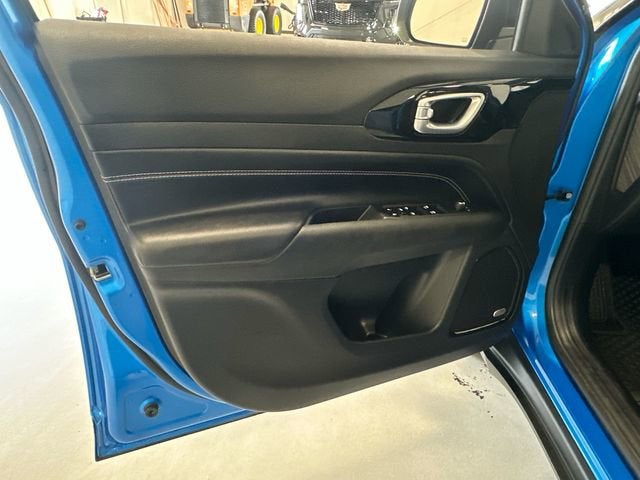 2023 Jeep Compass Altitude