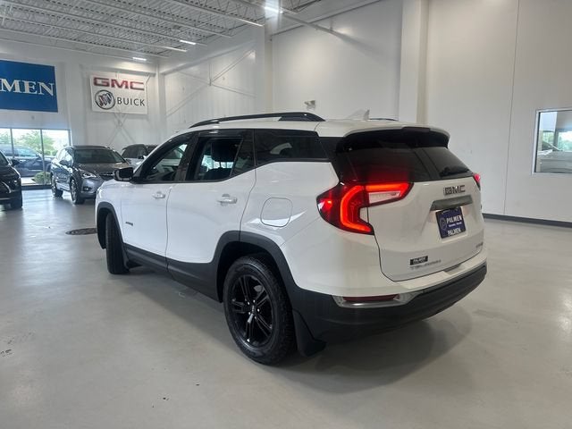 2023 GMC Terrain AT4