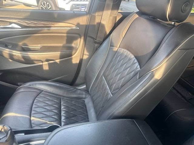 2022 Buick Enclave Avenir