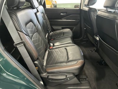 2024 Nissan Pathfinder Platinum 4WD