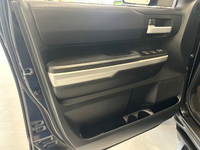 2017 Toyota Tundra 4WD SR5