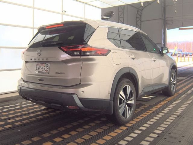 2024 Nissan Rogue SL