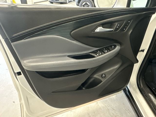 2020 Buick Envision Essence Group