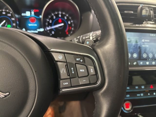 2020 Jaguar F-PACE 25t Premium