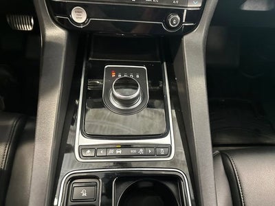 2019 Jaguar F-PACE 25t Premium