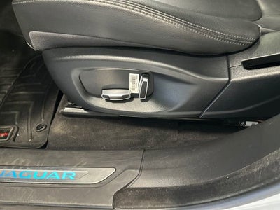 2019 Jaguar F-PACE 25t Premium